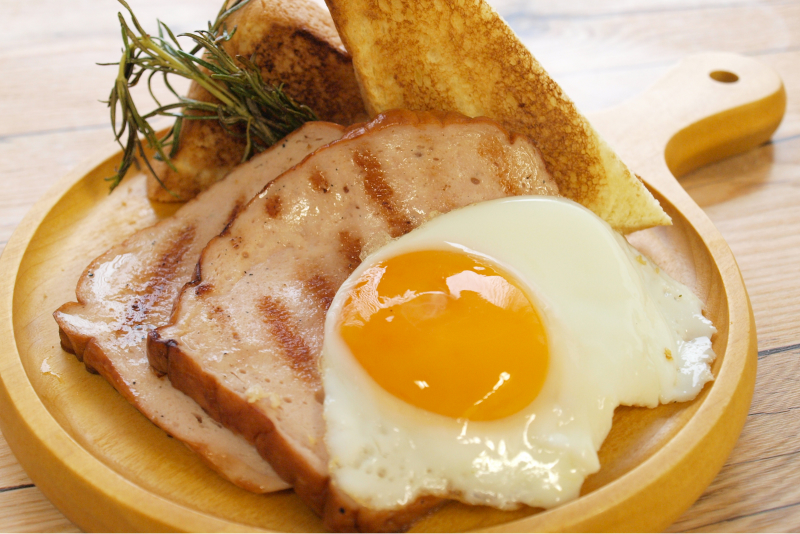 バイエルンケーゼ~目玉焼きのせ~