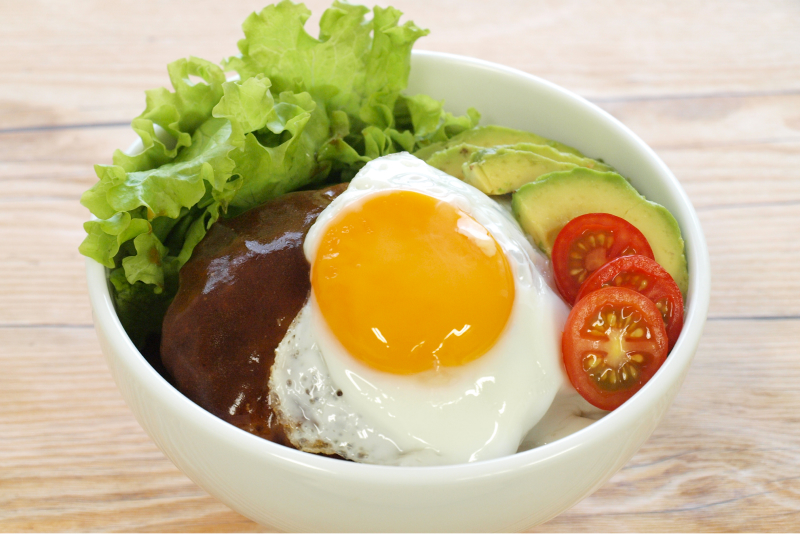 マンマ煮込みハンバーグロコモコ丼